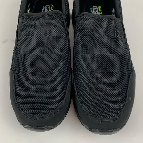 Skechers black mens slip on sneakers - Picture 4 of 11